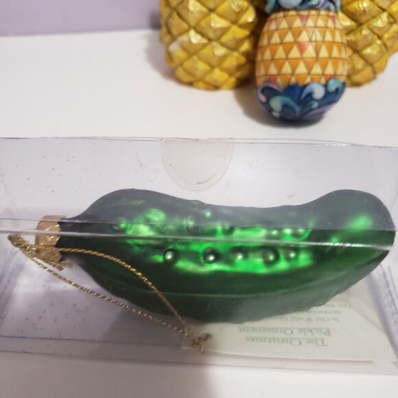 Christmas Tree Ornaments Pineapples Pickle Holiday Lot Of 4 - Picture 4 of 5